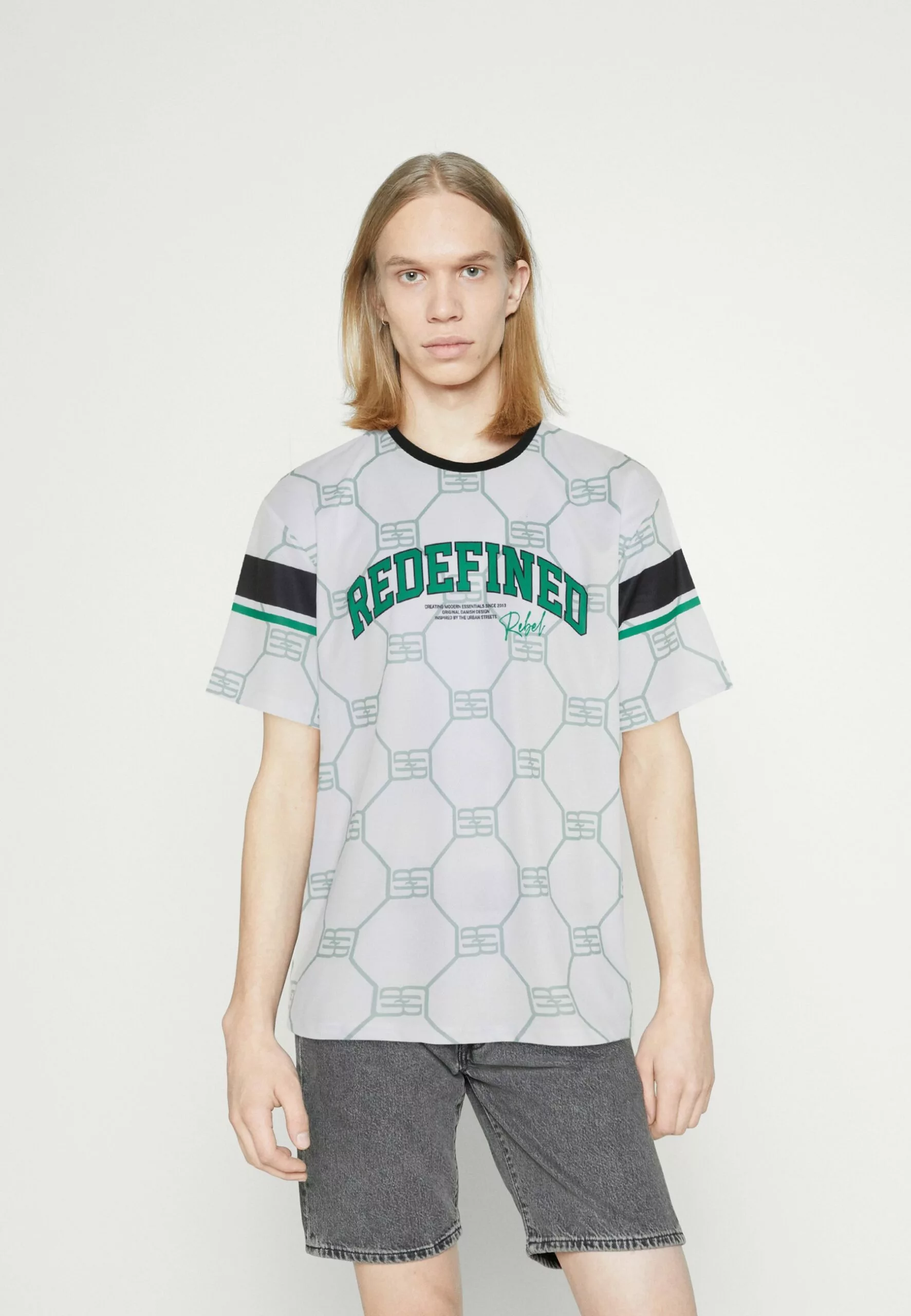 Redefined Rebel Sack Tee - T-Shirt Print - White Crazy