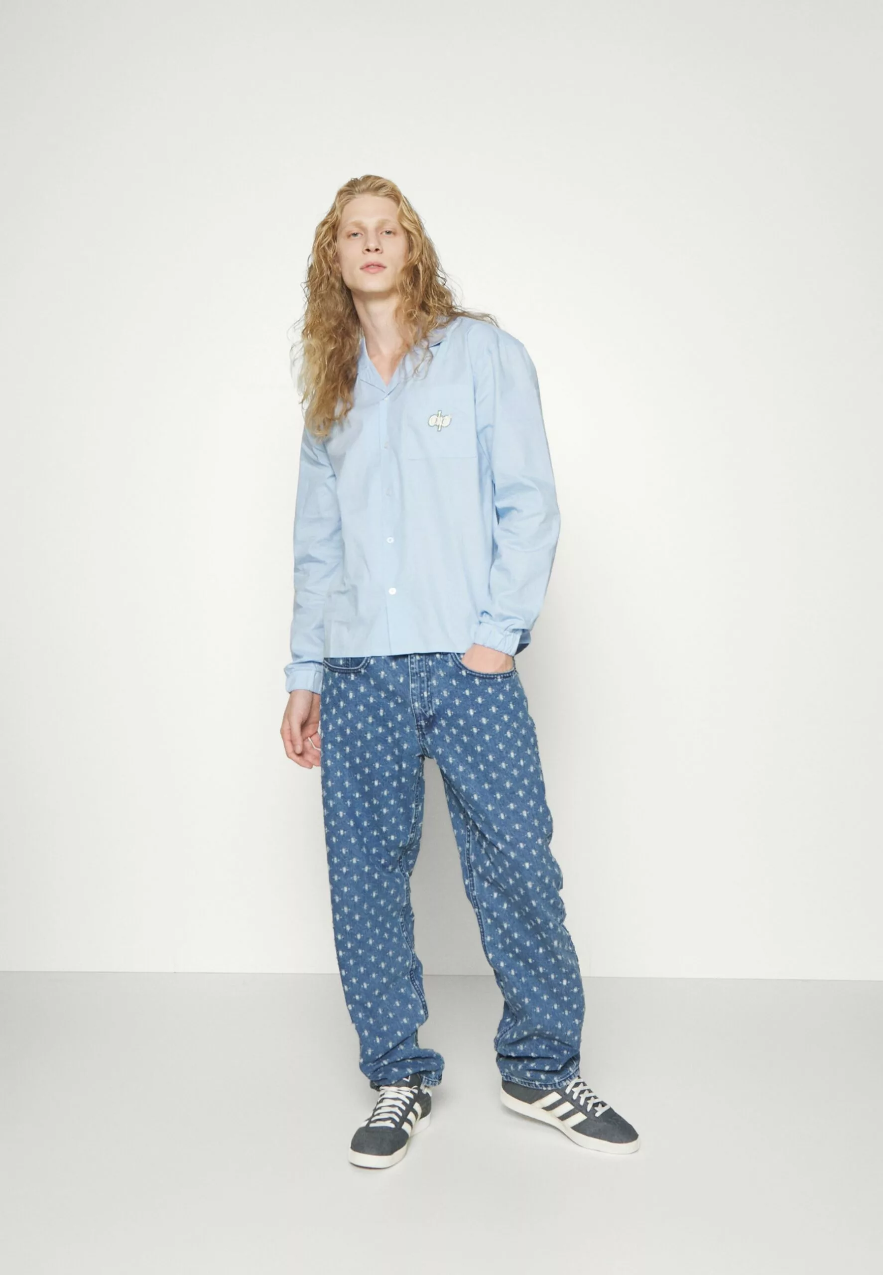 Redefined Rebel Tokyo Destroy- Relaxed Fit Jeans - Mid Blue - Afbeelding 2