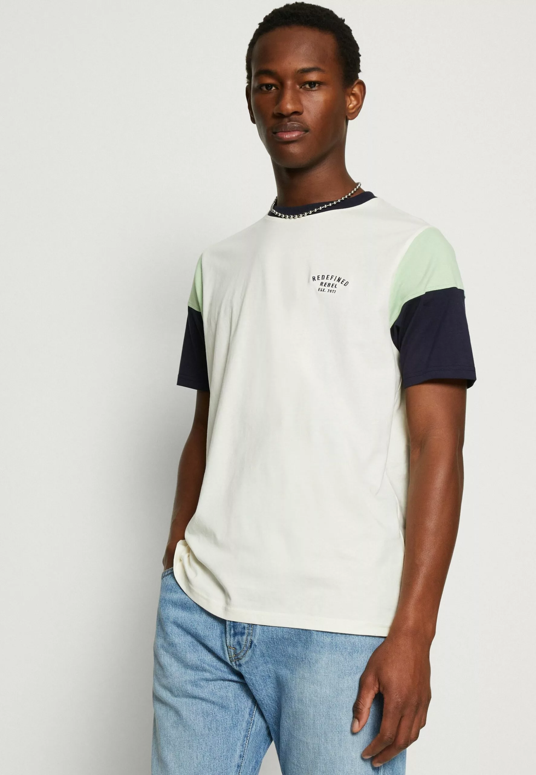 Redefined Rebel Garry Tee - T-Shirt Print - Pristine - Afbeelding 4