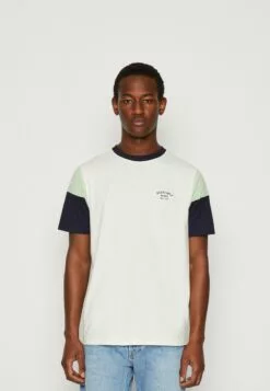 Redefined Rebel Garry Tee - T-Shirt Print - Pristine