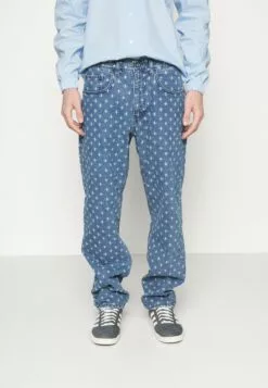 Redefined Rebel Tokyo Destroy- Relaxed Fit Jeans - Mid Blue