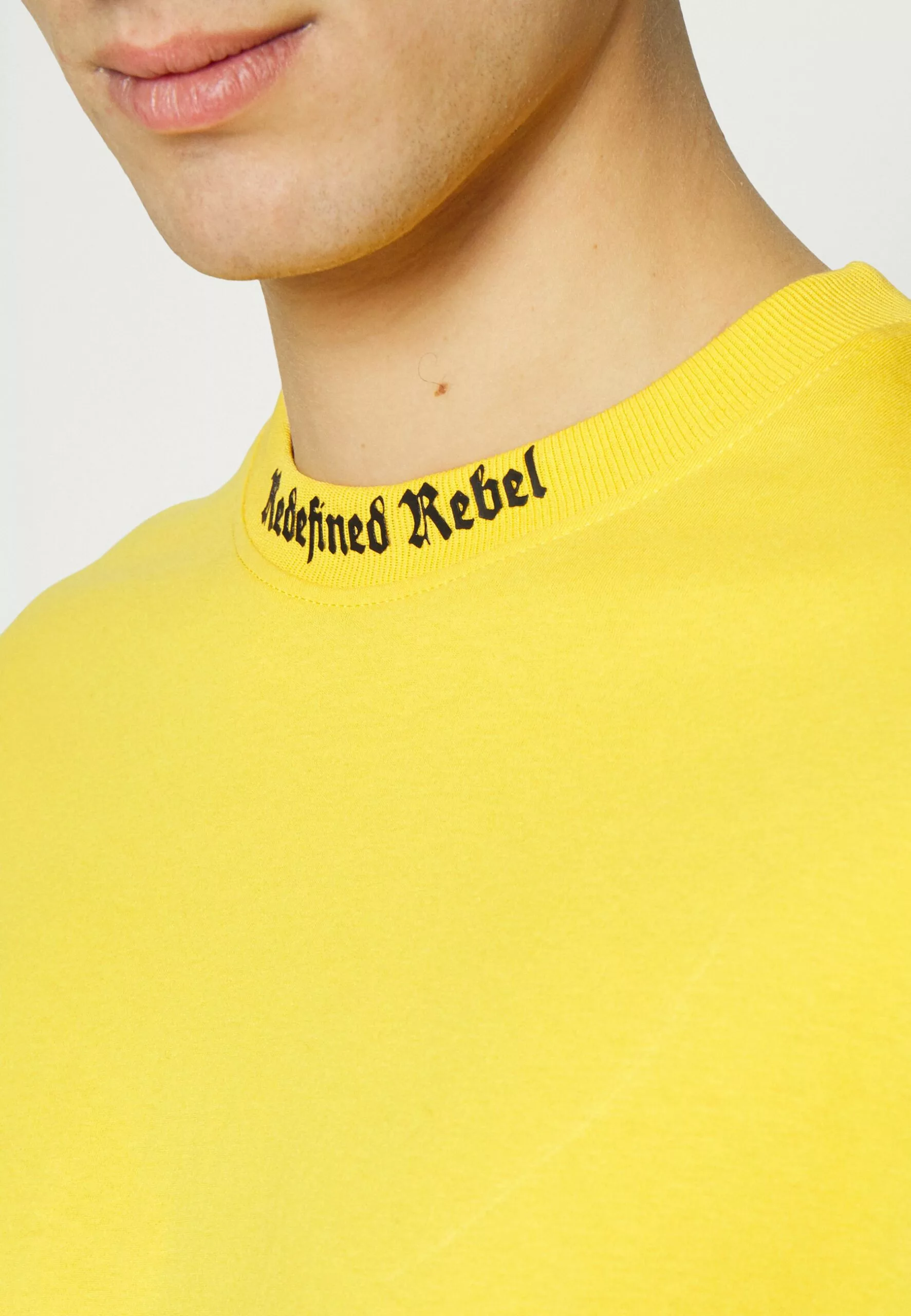 Redefined Rebel Otis Tee - T-Shirt Print - Golden Rod - Afbeelding 6